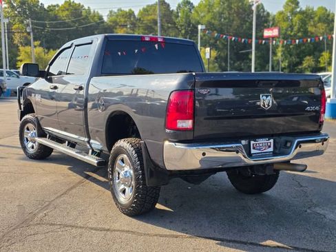 Used 2018 RAM 2500 Tradesman w/ Chrome Appearance Group AWD/4WD image 3