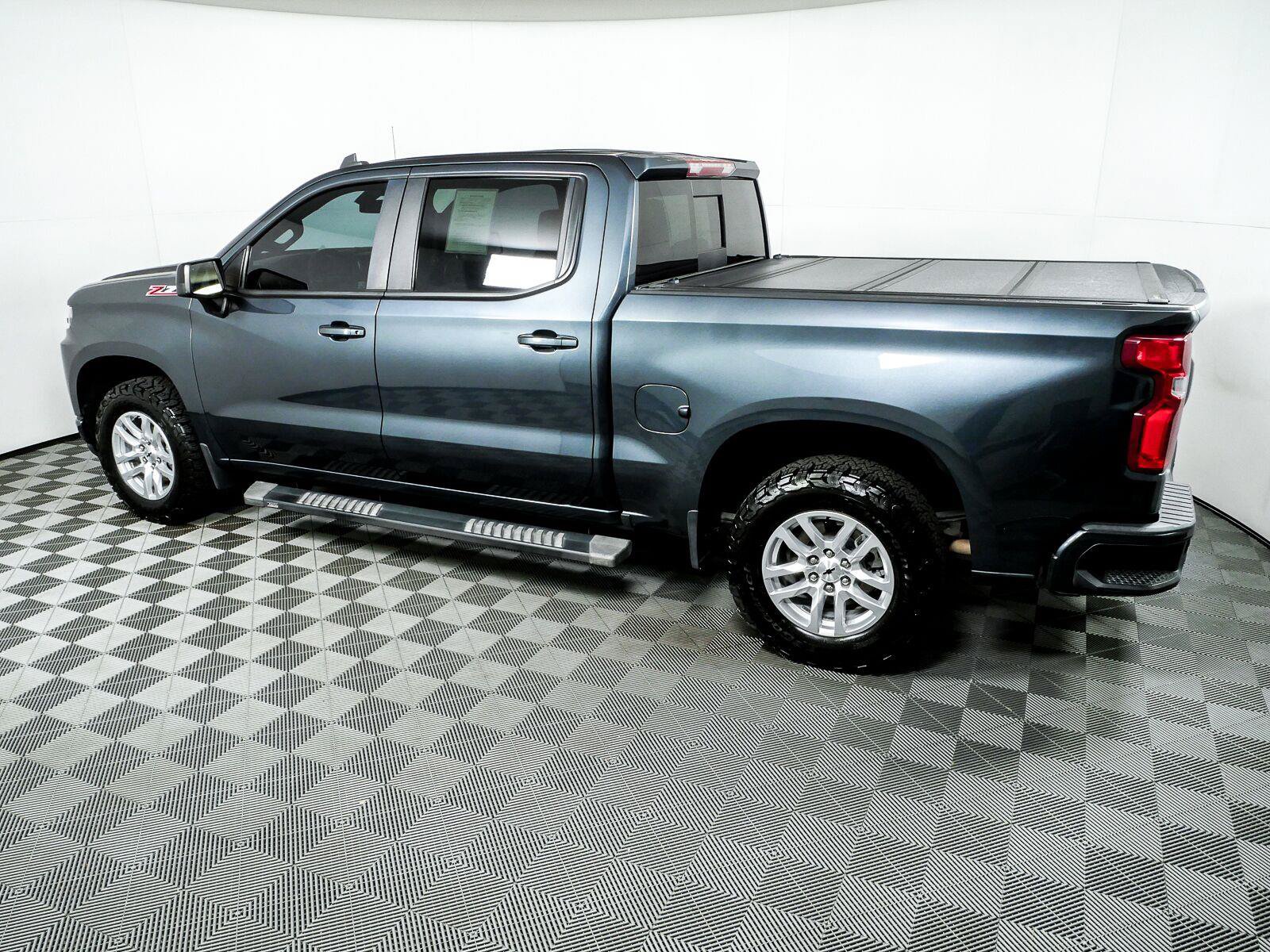 Used 2020 Chevrolet Silverado 1500 RST AWD/4WD image 28