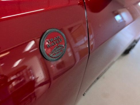 New 2026 Jeep Compass Trailhawk w/ Trailer Tow Group image 11