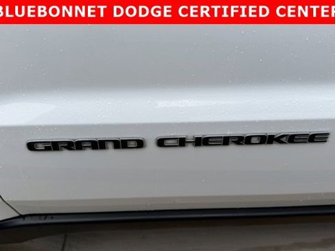 Used 2020 Jeep Grand Cherokee Limited RWD image 6