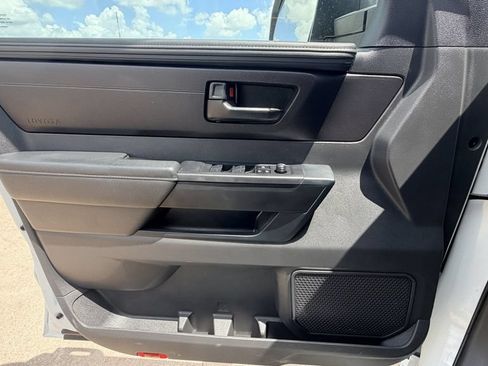 Used 2025 Toyota Tundra SR AWD/4WD image 27