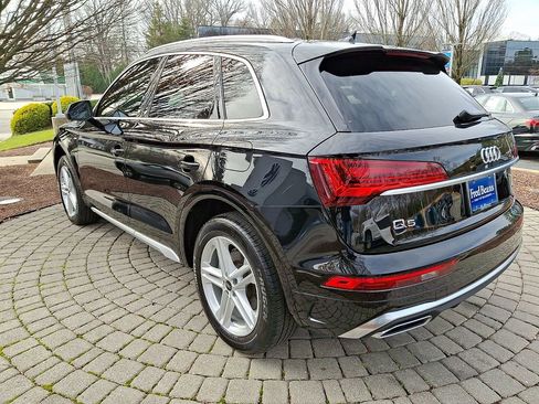 Used 2023 Audi Q5 e Premium Plus w/ Premium Plus Package image 5