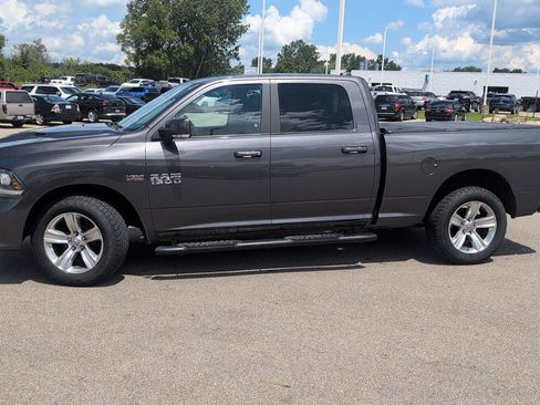Used 2016 RAM 1500 Sport w/ Convenience Group AWD/4WD image 4