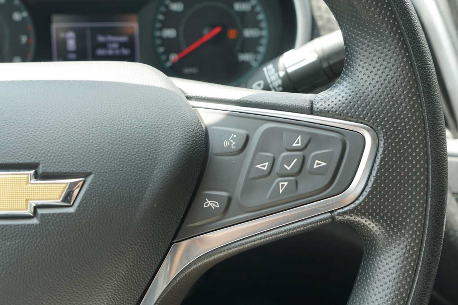 Used 2025 Chevrolet Malibu LT FWD image 14