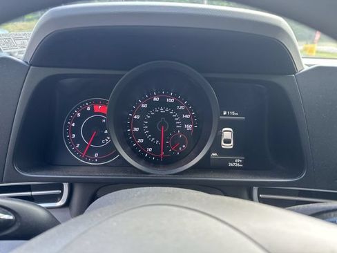Used 2023 Hyundai Elantra SEL FWD image 12