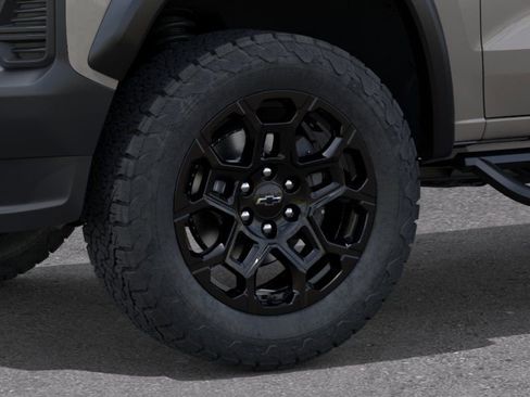 New 2026 Chevrolet Colorado Trail Boss AWD/4WD image 9