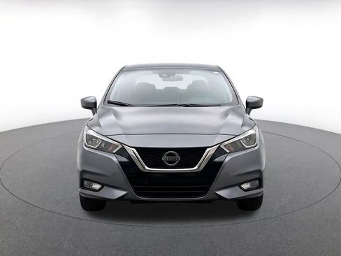 Used 2025 Nissan Versa SV FWD image 2