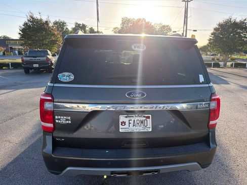 Used 2018 Ford Expedition Max XLT w/ Equipment Group 202A RWD image 5