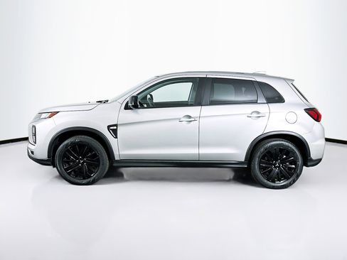 Used 2025 Mitsubishi Outlander Sport LE image 4