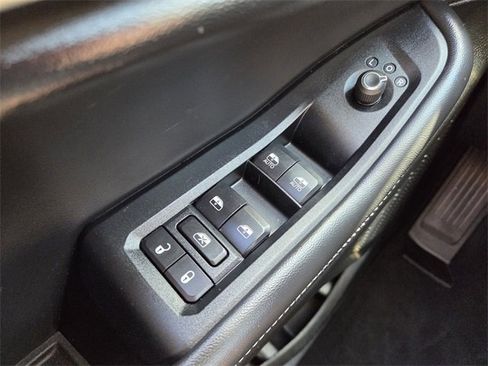 Used 2023 Jeep Grand Cherokee Limited w/ Black Appearance Package image 24