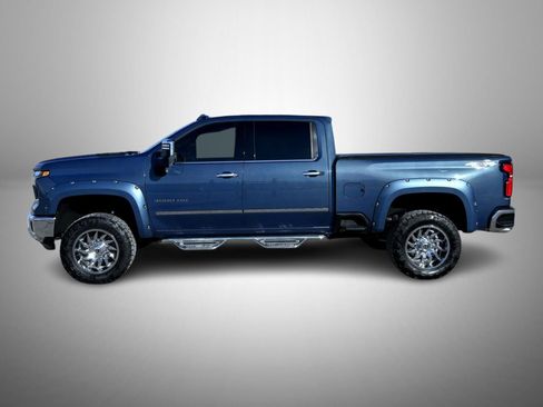 Certified 2024 Chevrolet Silverado 3500 LTZ w/ LTZ Plus Package image 8