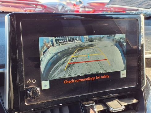 Used 2023 Toyota Corolla Cross XSE w/ Convenience Package image 18