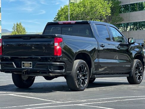 Used 2025 Chevrolet Silverado 1500 High Country AWD/4WD image 4