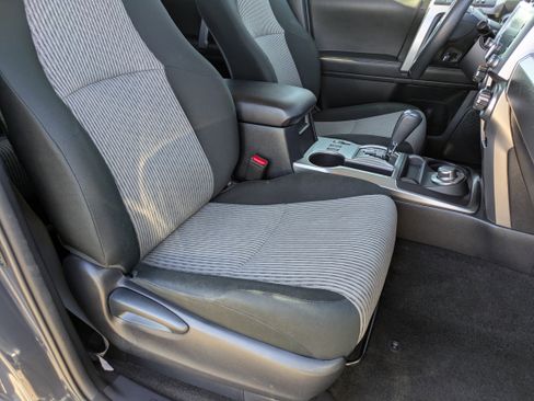 Used 2024 Toyota 4Runner SR5 image 10