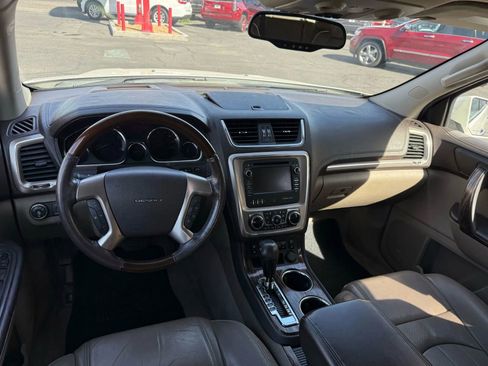 Used 2013 GMC Acadia Denali image 8