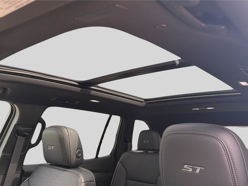 New 2026 Buick Enclave Sport Touring w/ Power Package AWD/4WD image 15
