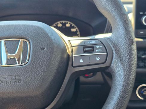 Certified 2023 Honda HR-V LX image 20