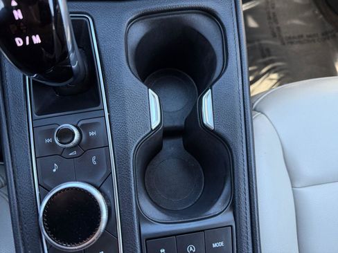 Used 2022 Cadillac XT4 Luxury w/ Cold Weather Package image 34