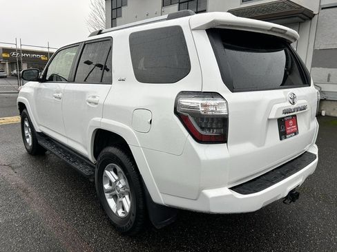 Certified 2024 Toyota 4Runner SR5 image 7