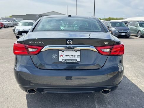 Used 2016 Nissan Maxima SR FWD image 38