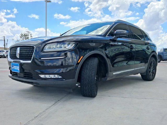 Used 2023 Lincoln Nautilus Reserve w/ Equipment Group 202A AWD/4WD image 3