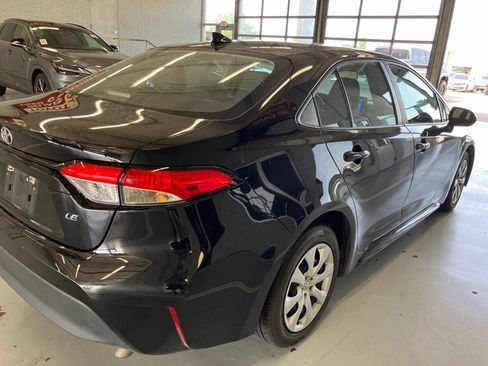 Used 2024 Toyota Corolla LE FWD image 4