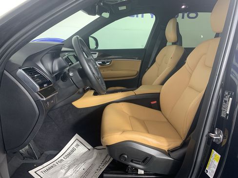Used 2018 Volvo XC90 T6 Momentum w/ Convenience Package AWD/4WD image 15
