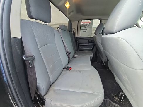 Used 2017 RAM 1500 Express w/ Black Ram 1500 Express Group AWD/4WD image 13