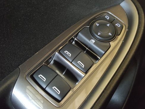 Used 2023 Chevrolet Malibu LT FWD image 27