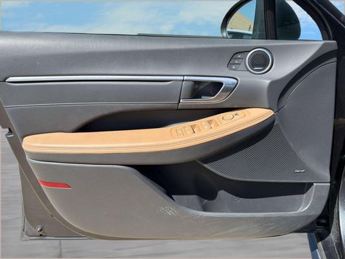 Used 2023 Hyundai Sonata Limited FWD image 13