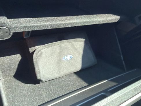 Used 2015 Ford Explorer XLT w/ Equipment Group 201A image 29