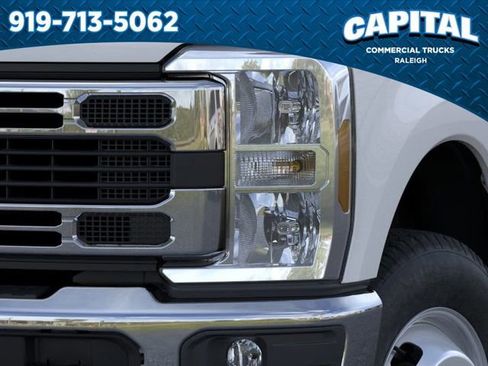 New 2026 Ford F350 XL w/ XL Chrome Package image 18