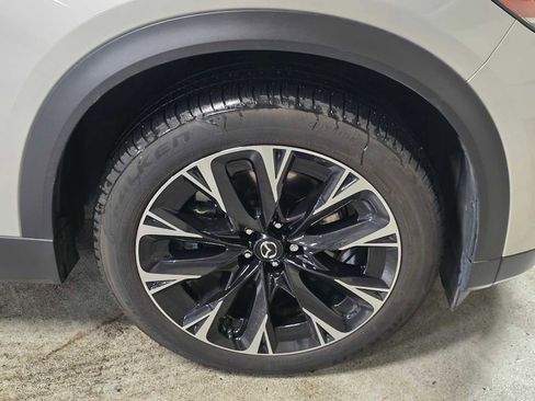 Used 2024 MAZDA CX-90 Plug-In Hybrid w/ Premium Plus image 9