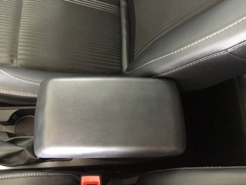 Used 2021 Ford EcoSport SES image 36