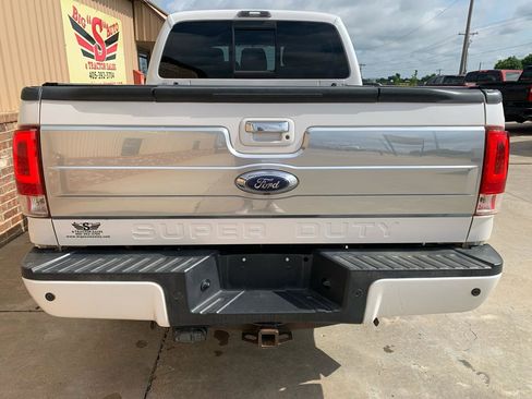Used 2016 Ford F250 Platinum AWD/4WD image 18
