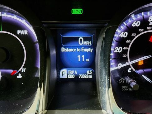 Used 2014 Toyota Avalon Limited image 12