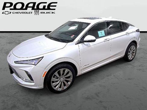 New 2026 Buick Envista Avenir image 1