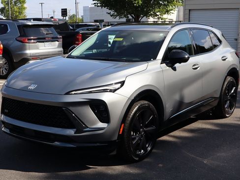 New 2025 Buick Envision Sport Touring image 2