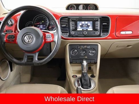 Used 2014 Volkswagen Beetle TDI FWD image 15