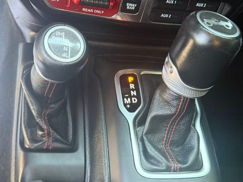 Used 2020 Jeep Wrangler Unlimited Rubicon AWD/4WD image 41
