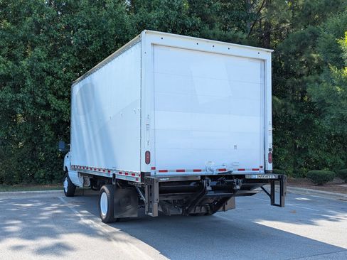 Certified 2024 Ford E-450 and Econoline 450 Super Duty w/ Power Windows & Locks Group RWD image 5