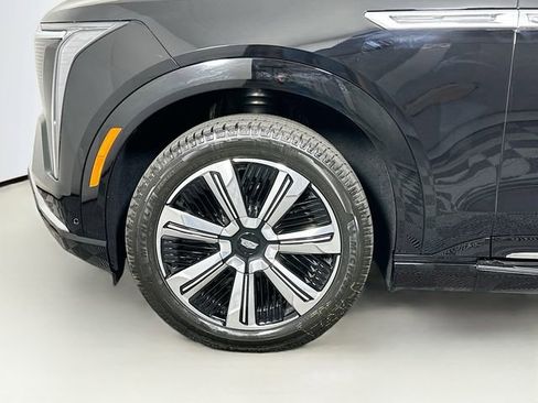 New 2025 Cadillac Escalade IQ Luxury 1 w/ Smart Trailering package image 21