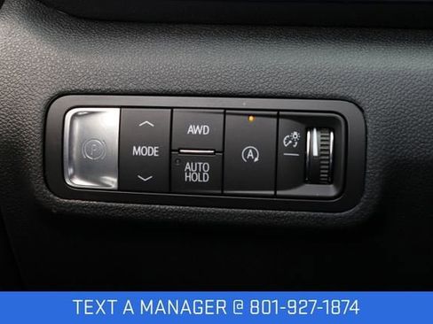 New 2026 GMC Terrain AT4 w/ Technology Package II AWD/4WD image 23