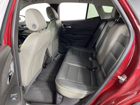 Certified 2024 Chevrolet Trax ACTIV w/ Sunroof Package image 27