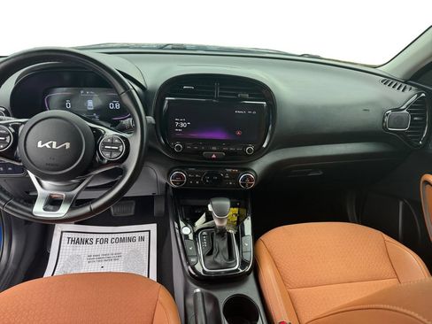 Used 2024 Kia Soul EX w/ Option Group 015 FWD image 14