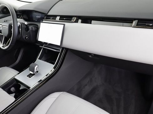 Certified 2025 Land Rover Range Rover Velar S image 21