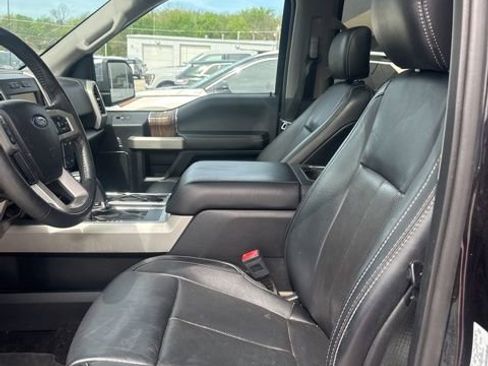 Used 2019 Ford F150 Lariat w/ Equipment Group 502A Luxury image 5