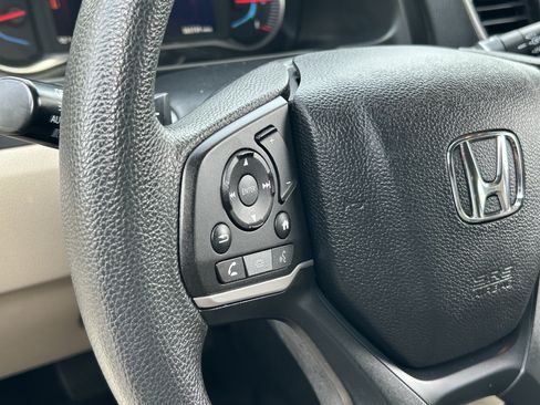 Used 2021 Honda Pilot EX image 28