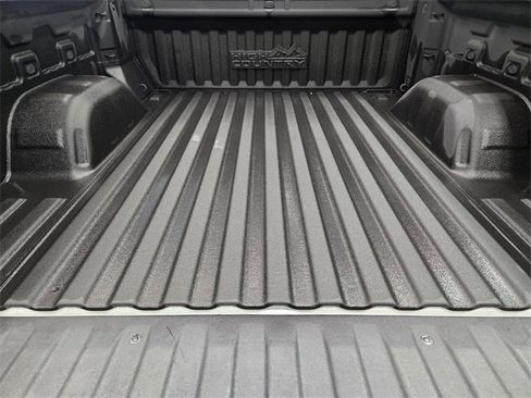 Used 2019 Chevrolet Silverado 1500 High Country w/ Technology Package image 41