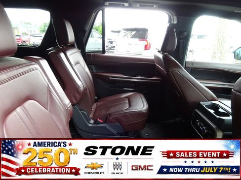 Used 2022 Ford Expedition Limited AWD/4WD image 22